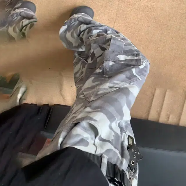 如续 秋冬上新美式高街复古百搭迷彩裤工装裤潮牌宽松直筒阔腿弯刀裤子牛仔裤 男款