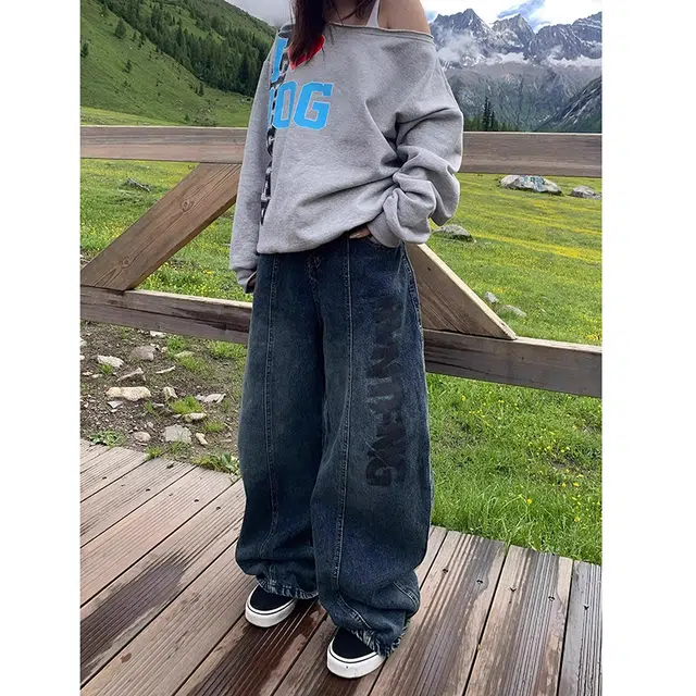 如续 潮流大码美式复古字母印花弯刀长裤宽松阔腿裤休闲舒适百搭牛仔裤 女款