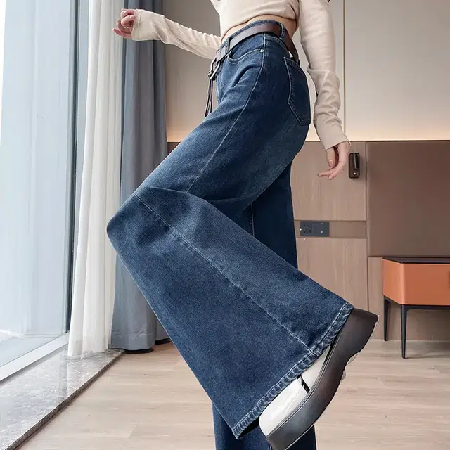 如续 复古不贴腿直筒微喇叭宽松显瘦拖地牛仔裤 女款