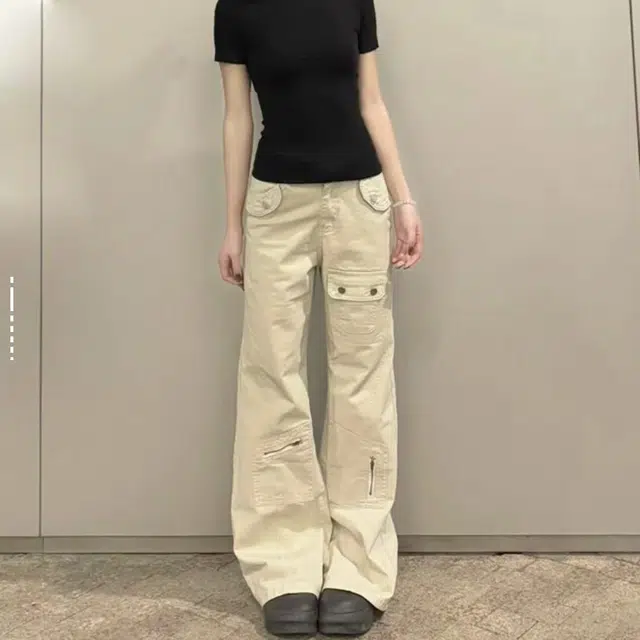 如续 美式复古高街多口袋工装设计户外机能伐木裤高腰修身显瘦拖地休闲微喇叭牛仔裤 女款