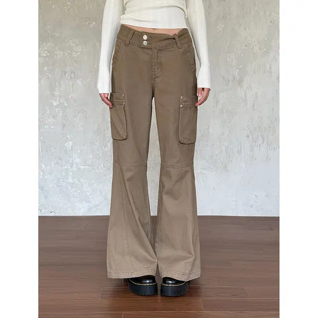 如续 美式复古小众设计感多口袋微喇双扣工装风长女钉珠装饰垂感拖地牛仔裤 女款