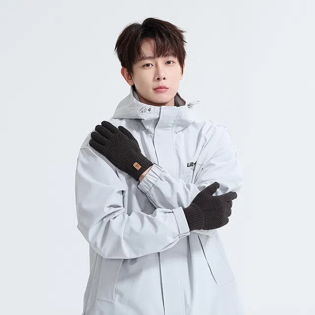 匹克 冬季骑行保暖 可触屏户外跑步健身摩托车骑车登山训练 高颜值 舒适柔软透气 腈纶 绒线手套 男女同款情侣款