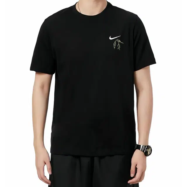 Nike Swoosh Sportswear Dri-Fit T