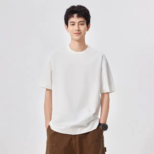 Hansca T