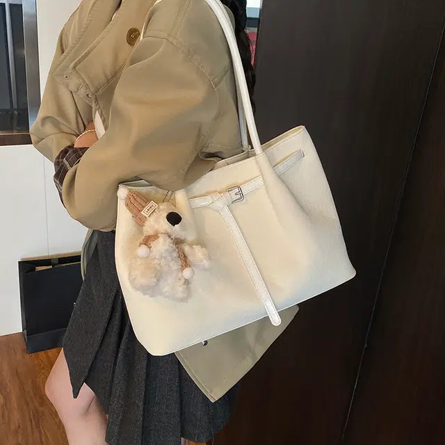 OKEKE pu Tote
