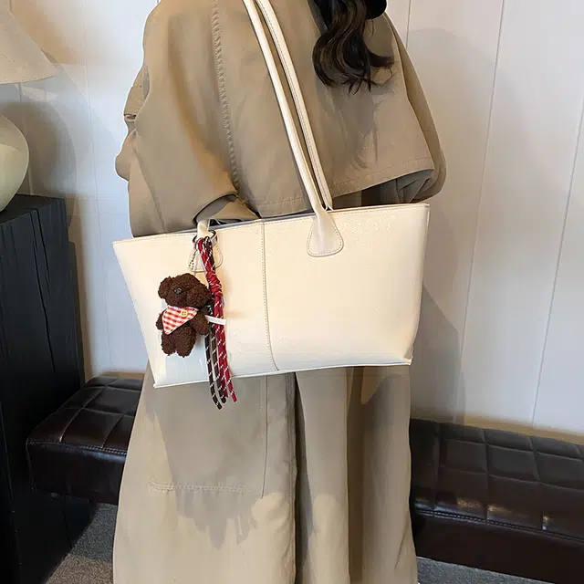 OKEKE PU Tote