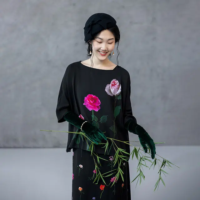 A LIFE ON THE LEFT T