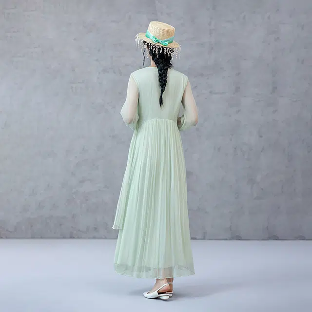 A LIFE ON THE LEFT V