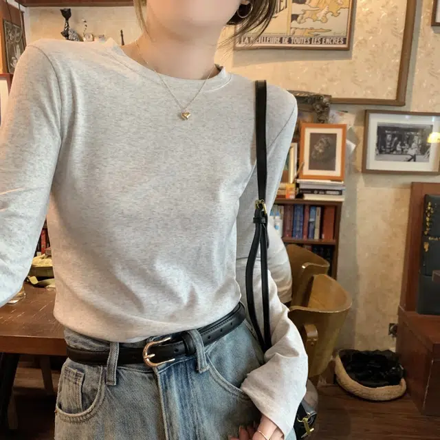 AUSSINO T
