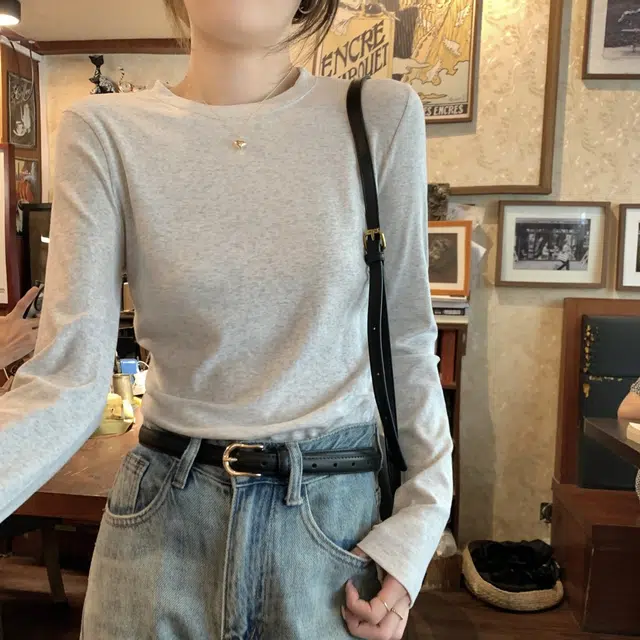 AUSSINO T