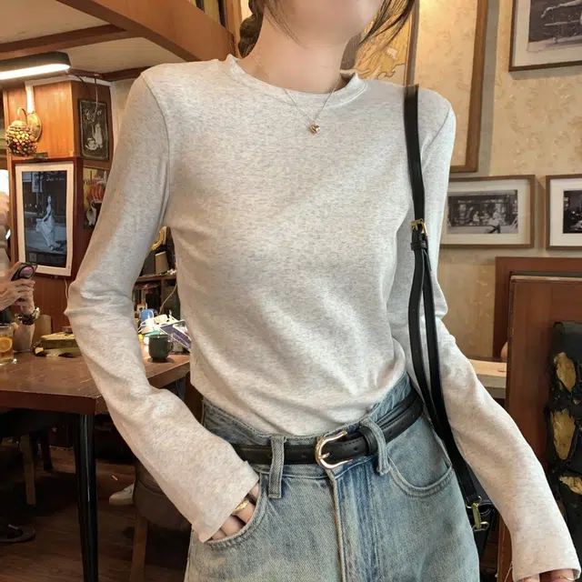 AUSSINO T