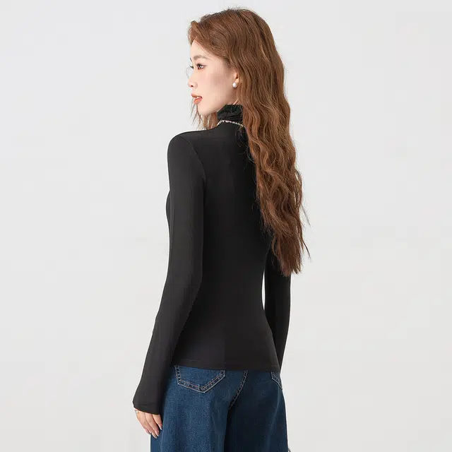 AUSSINO T