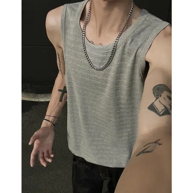 GOODHENLCE T