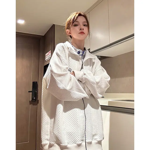 GOODHENLCE ins