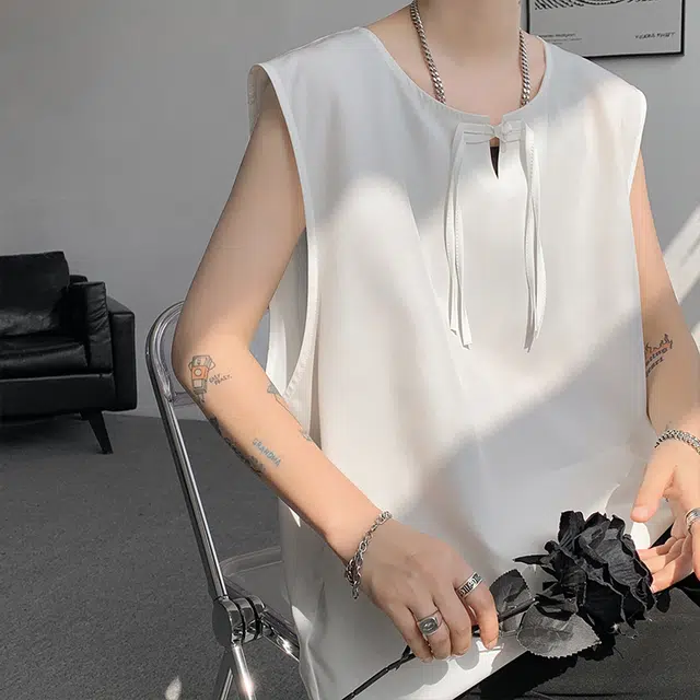 GOODHENLCE T