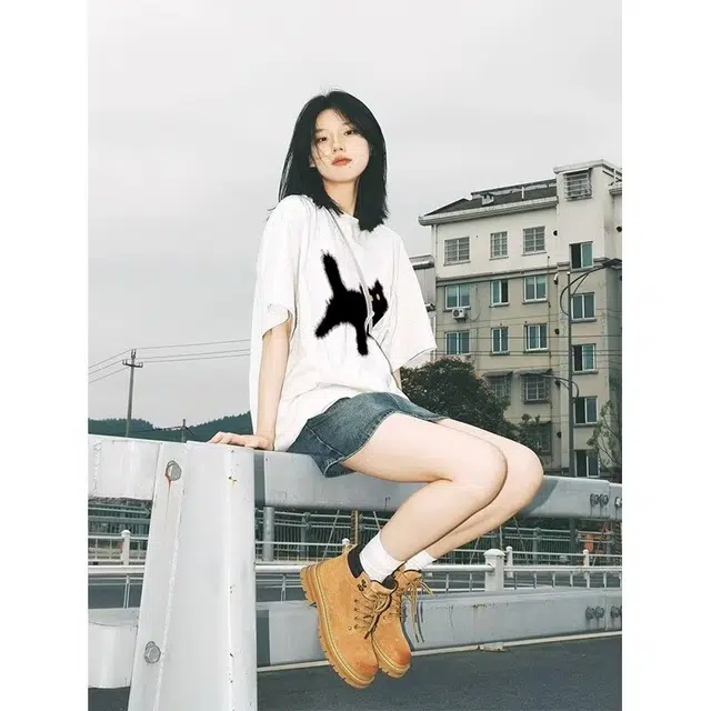 PAINT STAIN T