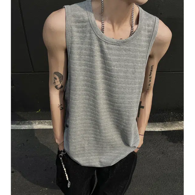 GOODHENLCE T