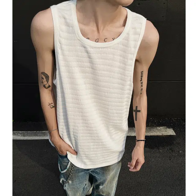 GOODHENLCE T