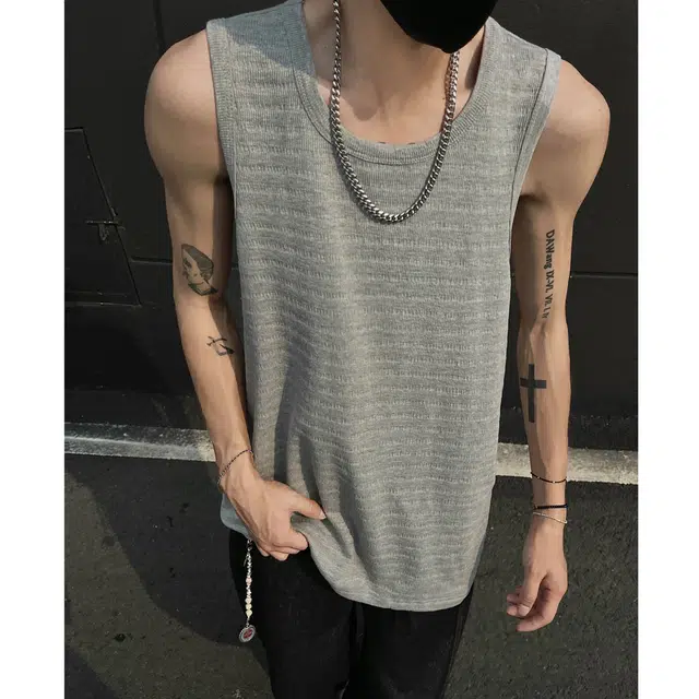 GOODHENLCE T