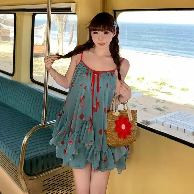 格子苔 不规则碎花法式多巴胺短裙吊带连衣裙 女款