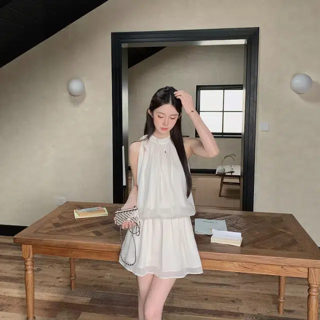 格子苔 法式度假小个子收腰短裙时尚简约无袖连衣裙 女款