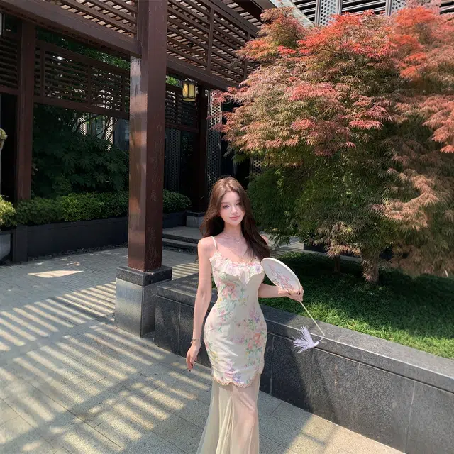 格子苔 荷叶边法式印花女夏季网纱拼接收腰裙子温柔风包臀长裙 吊带连衣裙 女款