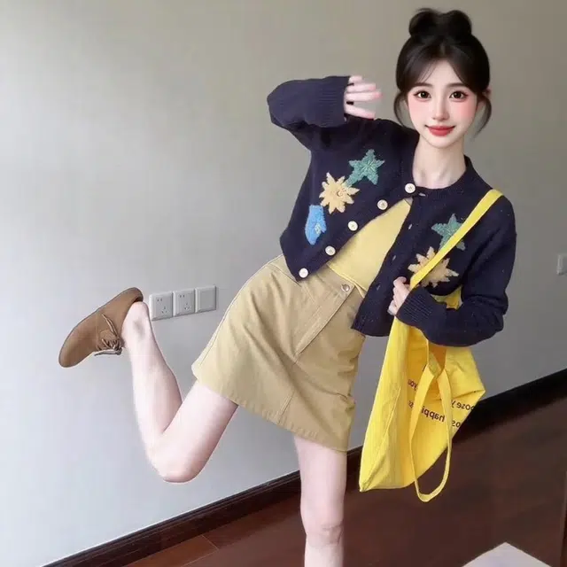 格子苔 星星提花开衫女年秋日系短款复古慵懒减龄软糯显瘦气质甜美风百搭外套针织衫 女款