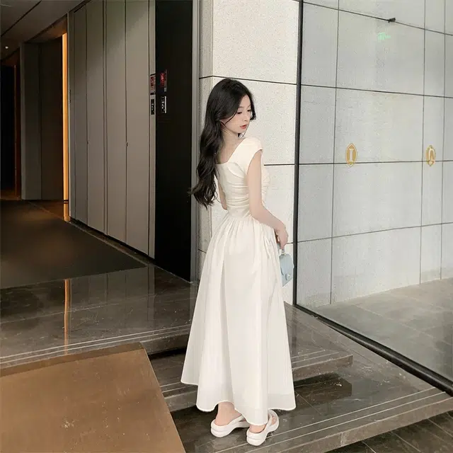 格子苔 休闲气质简约纯色短袖连衣裙 女款