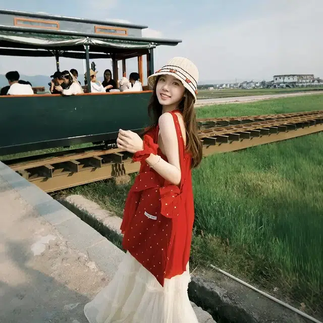 格子苔 初夏搭配一整套旅游穿搭夏日出游拍照甜美小裙子裙装套装 女款