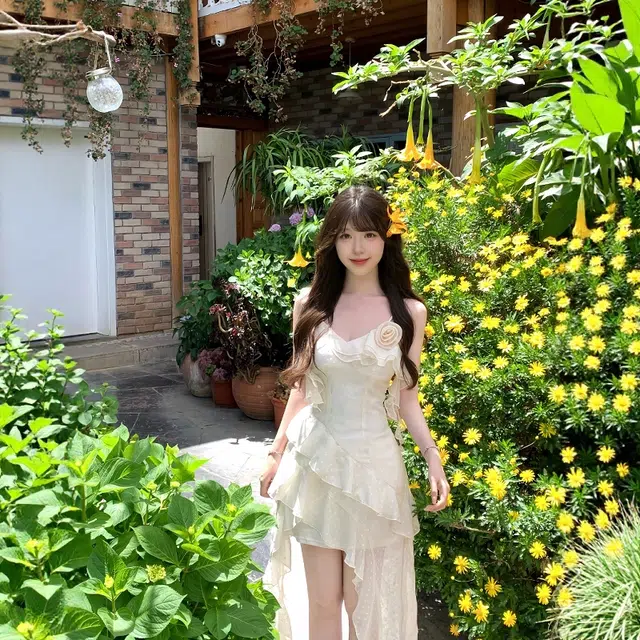 格子苔 法式纯欲风赫本子女夏季收腰气质不规则荷叶边长裙吊带连衣裙 女款