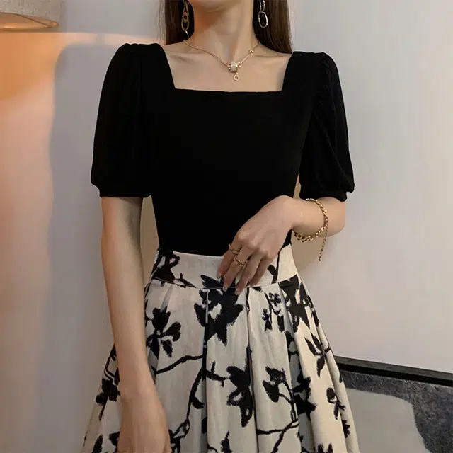 格子苔 方领短袖心机修身泡泡袖打底衫高级感小众露锁骨上衣针织衫 女款