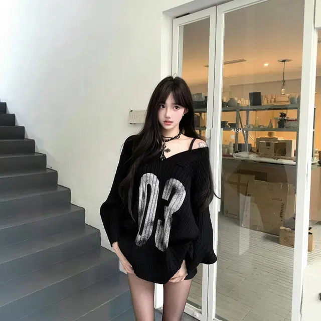 V