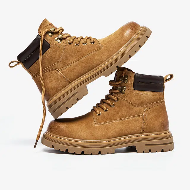 Lee Cooper