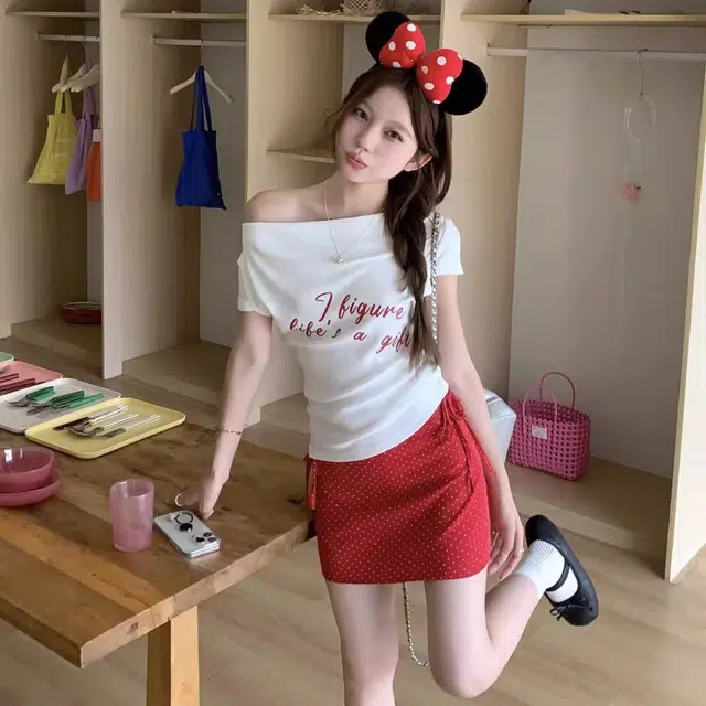 MISSHONEY MH T