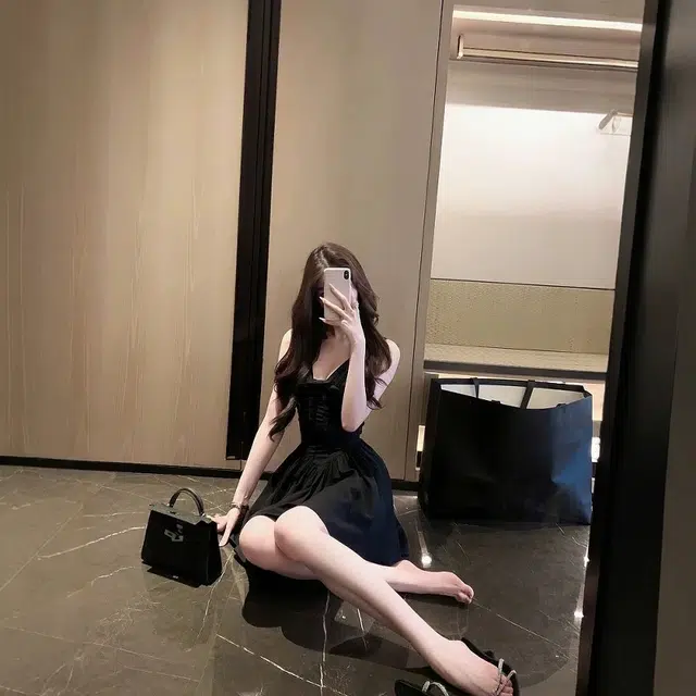 MISSHONEY MH V