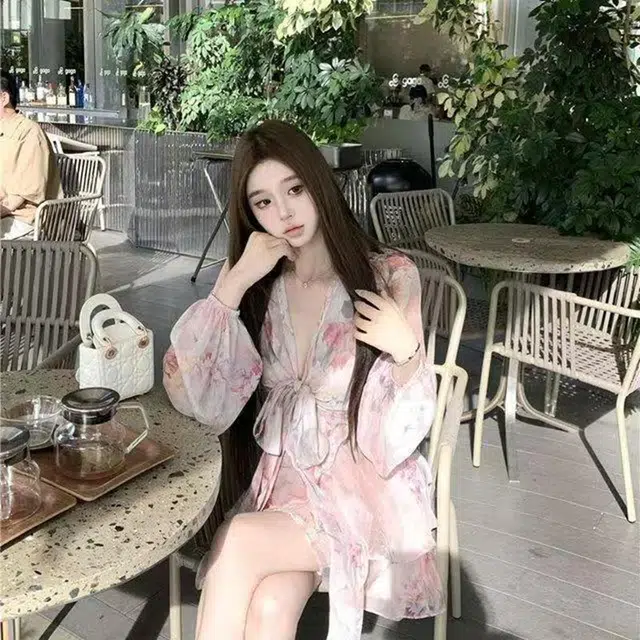 MISSHONEY MH V