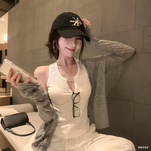 MISSHONEY MH
