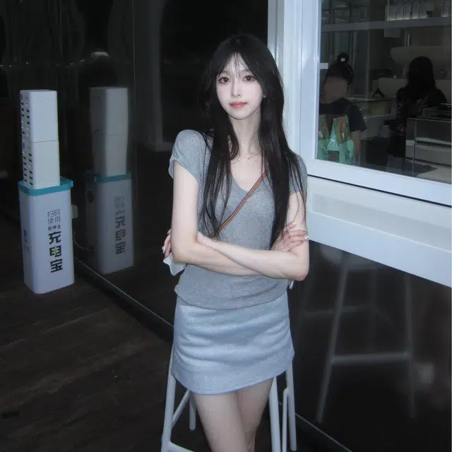 MISSHONEY MH vt T
