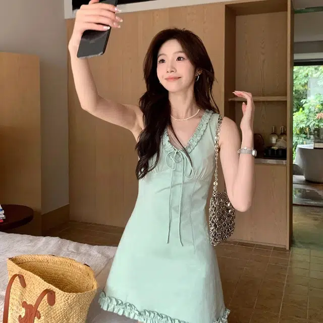 MISSHONEY MH A