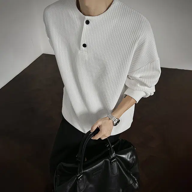MEIPIN TANG T