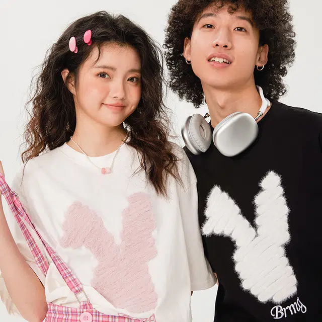 MEIPIN TANG Vintage Streetwear Embroidered T-Shirt