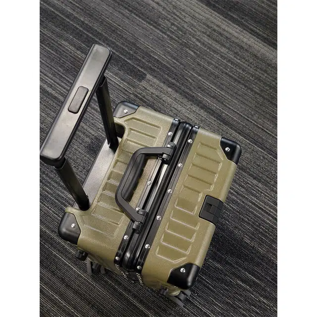 MINISO ABS+PC 2024262830