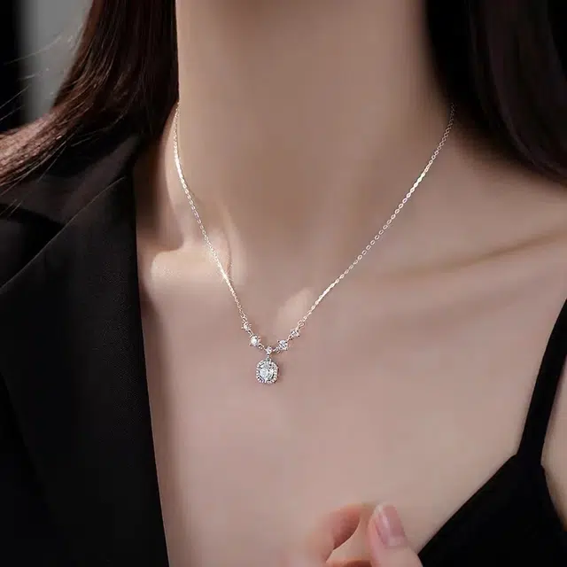 S925