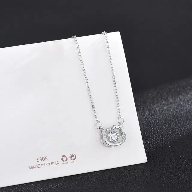 925
