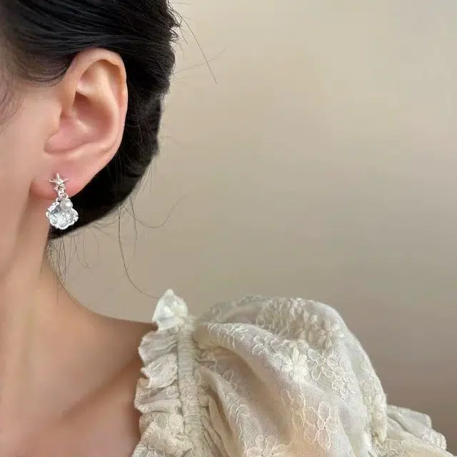 澜耀 银芒冰晶蕊 日韩精灵风小花上班精致 铜合金 耳环 女款