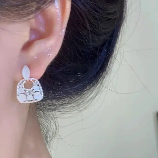 澜耀 小香风几何银色少女耳饰 时尚气质简约素款百搭 铜合金 耳环 女款