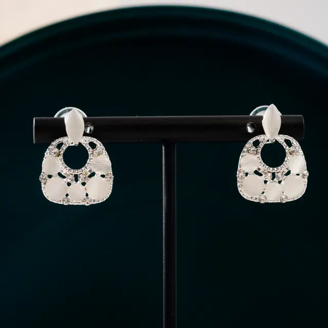 澜耀 小香风几何银色少女耳饰 时尚气质简约素款百搭 铜合金 耳环 女款