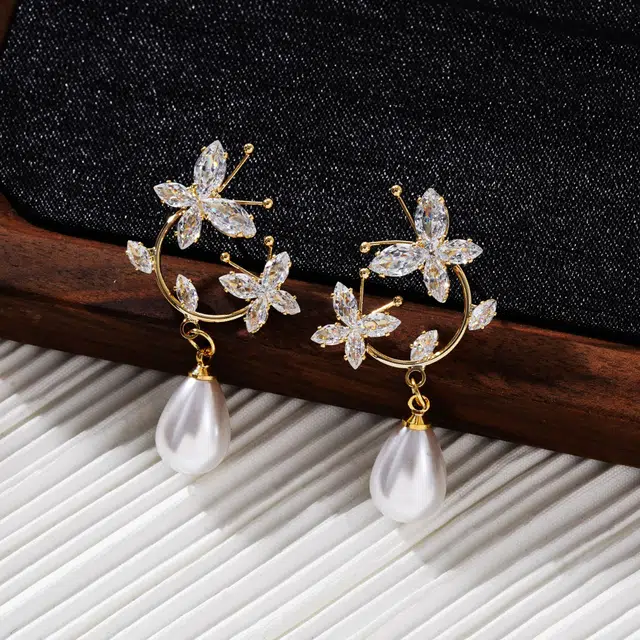 澜耀 气质蝴蝶环绕耳饰 时尚百搭少女法式轻奢超仙精致#好运 合金  耳环 女款