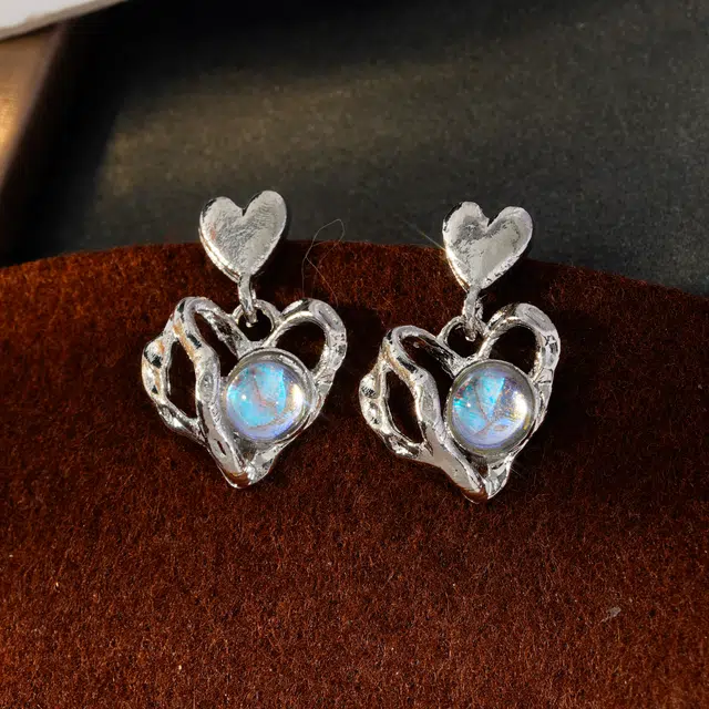 澜耀 银焰锁心 不规则扭纹爱心彩光 小众设计轻奢高级 铜合金 耳环 女款