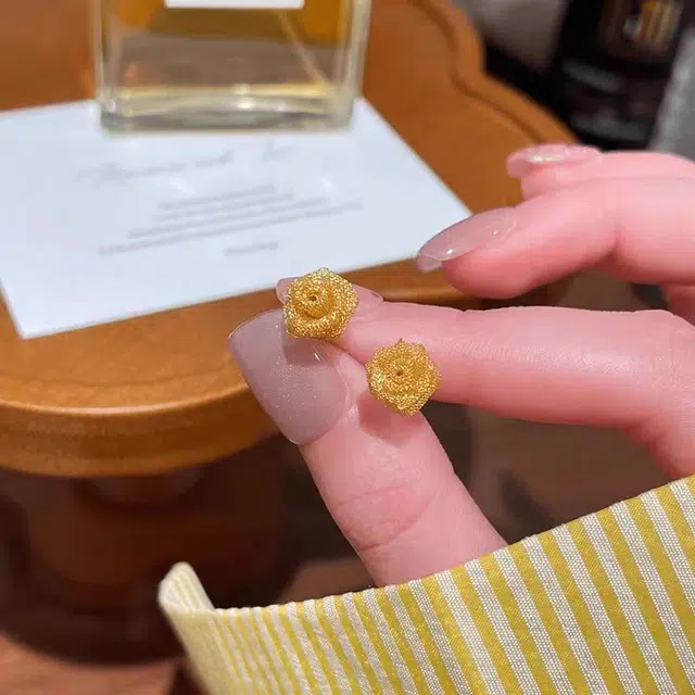 澜耀 金缕山茶蜜 编织山茶花 小巧精致百搭耳饰 铜合金 耳钉 女款